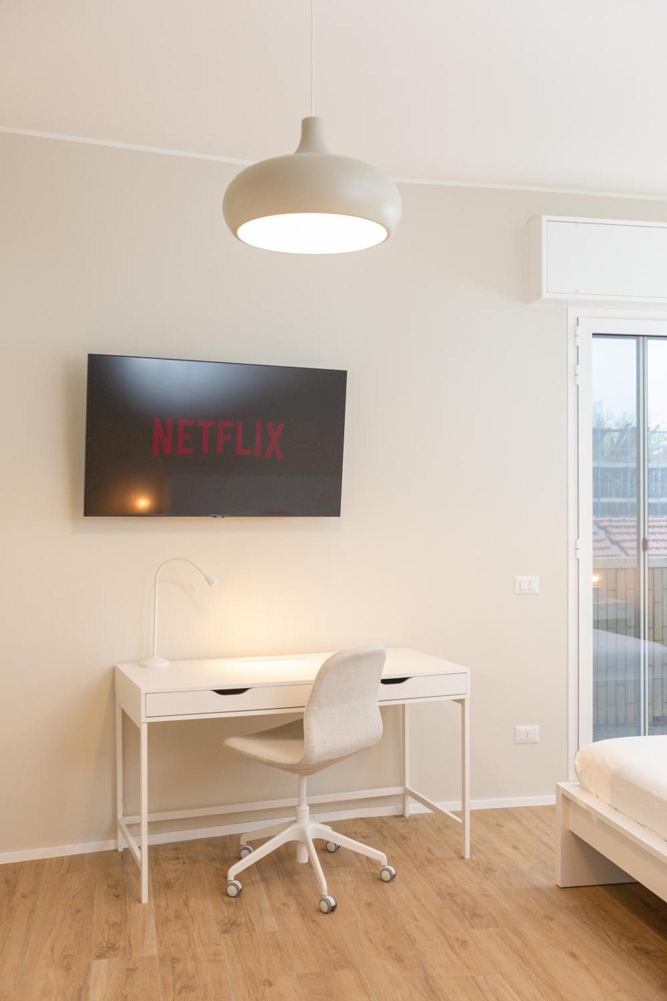 מילאנו Dreams Exclusive Apartments With Terrace - Free Parking - M1 Station - Near Center מראה חיצוני תמונה